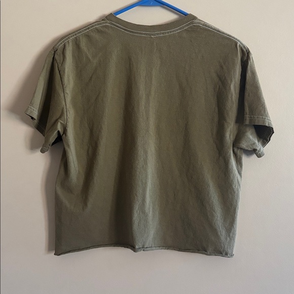 Police Olive Graphic Tee with Statue Design and pink tank top, set of two - Picture 2 of 9